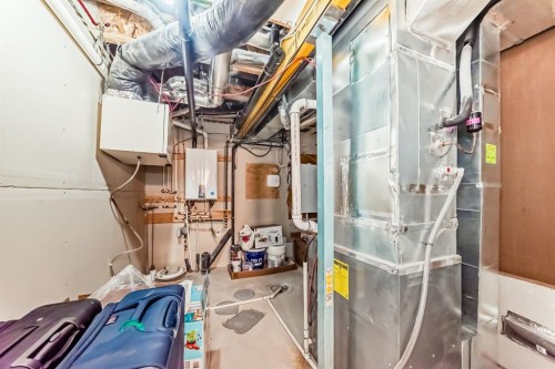 163 Evanscrest Way Nw, Calgary, AB - Indoor Photo Showing Basement