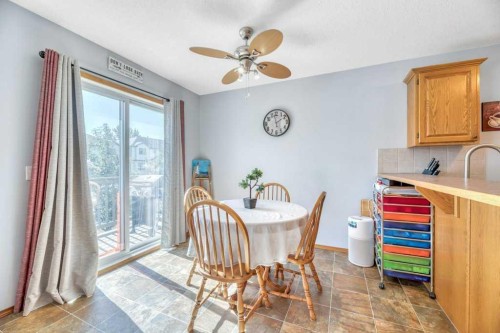 29E Wellington Cove, Strathmore, AB - Indoor Photo Showing Dining Room