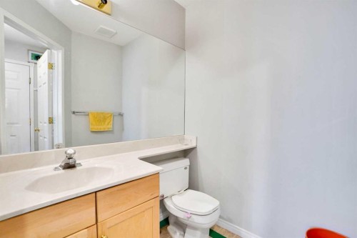 175-7707 Martha'S Haven Park Ne, Calgary, AB - Indoor Photo Showing Bathroom