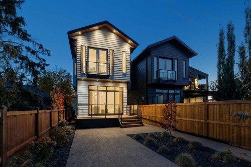 1330 8 Avenue Se, Calgary, AB - Outdoor