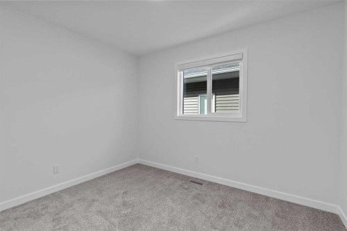 994 Chinook Winds Meadow Sw, Airdrie, AB - Indoor Photo Showing Other Room