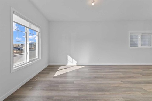 994 Chinook Winds Meadow Sw, Airdrie, AB - Indoor Photo Showing Other Room