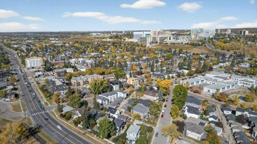 513 31 Street Nw, Calgary, AB - Outdoor With View