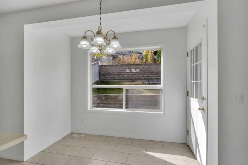 338 Panamount Drive Nw, Calgary, AB - Indoor Photo Showing Other Room