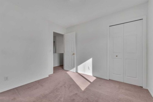 338 Panamount Drive Nw, Calgary, AB - Indoor Photo Showing Other Room