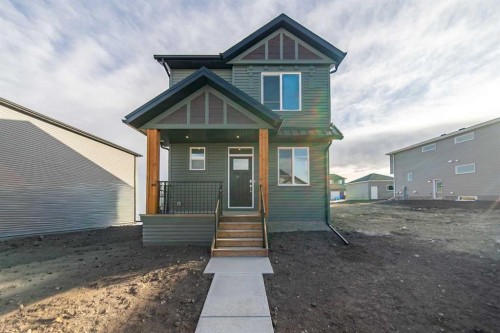 22 Herron Common Ne, Calgary, AB - Outdoor