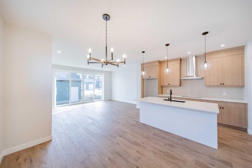 22 Herron Common Ne, Calgary, AB - Indoor Photo Showing Kitchen
