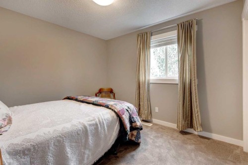 267 Silverado Plains Close Sw, Calgary, AB - Indoor Photo Showing Bedroom