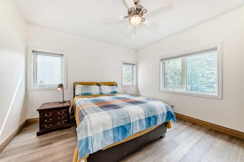 29 Simcoe Gate Sw, Calgary, AB - Indoor Photo Showing Bedroom
