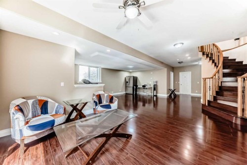 29 Simcoe Gate Sw, Calgary, AB - Indoor