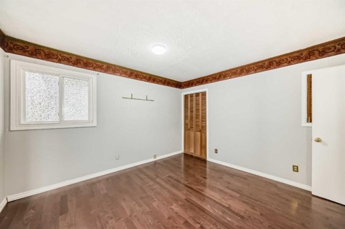 1403 19 Street Ne, Calgary, AB - Indoor Photo Showing Other Room