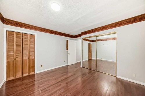 1403 19 Street Ne, Calgary, AB - Indoor Photo Showing Other Room