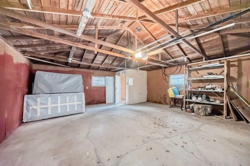 1403 19 Street Ne, Calgary, AB - Indoor