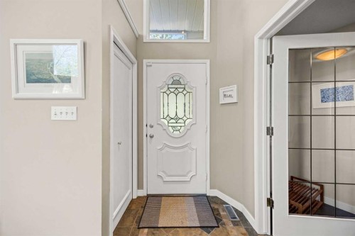 34 Sunhaven Link Se, Calgary, AB - Indoor Photo Showing Other Room