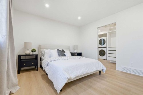 1016 Mapleglade Drive Se, Calgary, AB - Indoor Photo Showing Bedroom