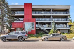 206-1629 38 Street SW Calgary, AB T3C 1T8