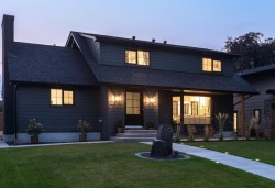 1011 Lake Wapta Way SE Calgary, AB T2J 2N8