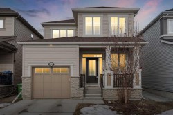 30 Windford Heights SW Airdrie, AB T4B 4E8