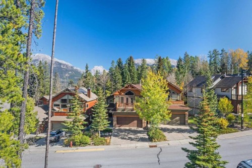 1073 Wilson Way, Canmore, AB - Outdoor With Facade