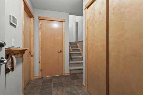 1073 Wilson Way, Canmore, AB - Indoor Photo Showing Other Room