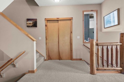1073 Wilson Way, Canmore, AB - Indoor Photo Showing Other Room