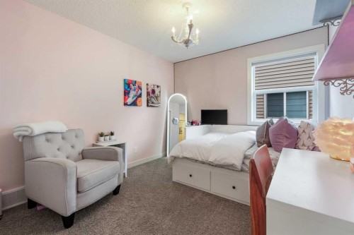 160 Chaparral Valley View Se, Calgary, AB - Indoor Photo Showing Bedroom