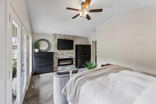 160 Chaparral Valley View Se, Calgary, AB - Indoor Photo Showing Bedroom