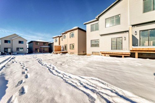 512 Heritage Boulevard, Cochrane, AB - Outdoor