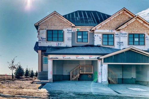 524 Heritage Boulevard, Cochrane, AB - Outdoor