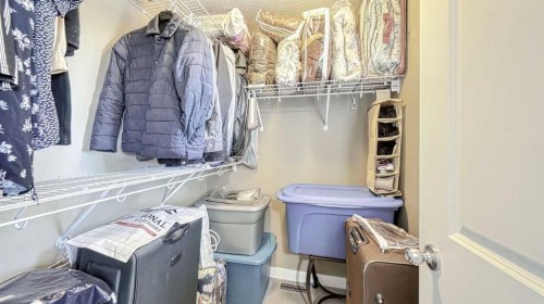 552 Evanston Drive Nw, Calgary, AB - Indoor Photo Showing Laundry Room