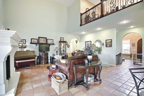 255046 Township Road 250, Rural Wheatland County, AB - Indoor Photo Showing Other Room