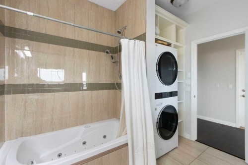41031 Camden Lane, Rural Rocky View County, AB - Indoor Photo Showing Laundry Room