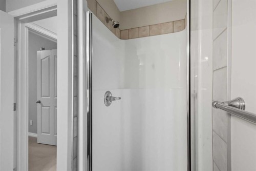 240-30 Sierra Morena Landing Sw, Calgary, AB - Indoor Photo Showing Bathroom