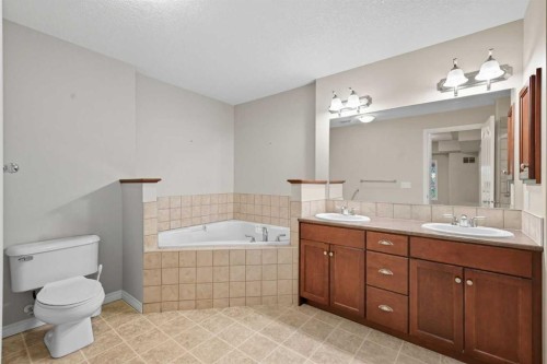 240-30 Sierra Morena Landing Sw, Calgary, AB - Indoor Photo Showing Bathroom