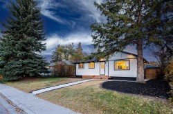 152 Southampthon Drive SW Calgary, AB T2W 0V1