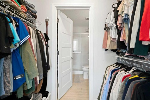 2204-80 Greenbriar Place Nw, Calgary, AB - Indoor With Storage