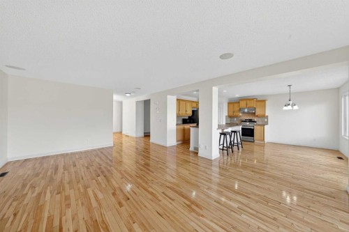 320 Everbrook Way Sw, Calgary, AB - Indoor