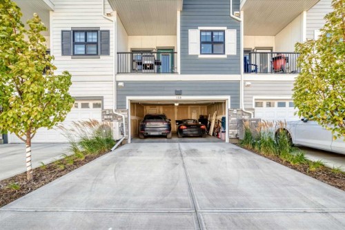 158 Les Jardins Park Se, Calgary, AB - Outdoor With Balcony