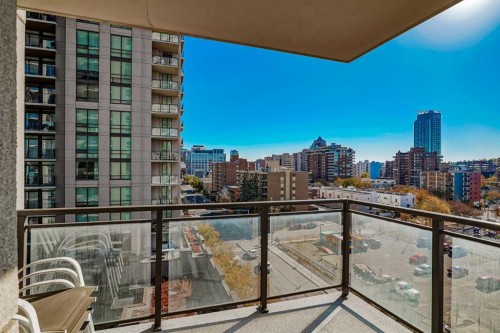 706-1118 12 Avenue Sw, Calgary, AB - Outdoor With Balcony