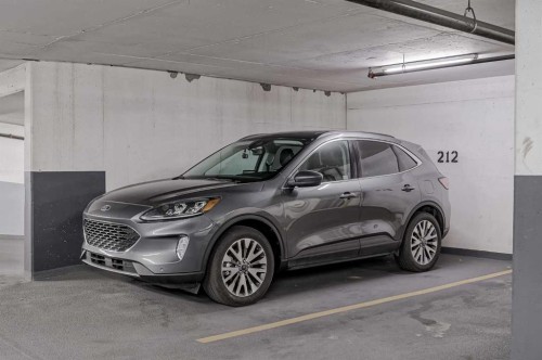 706-1118 12 Avenue Sw, Calgary, AB - Indoor Photo Showing Garage