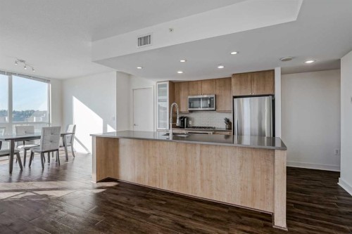 706-1118 12 Avenue Sw, Calgary, AB - Indoor