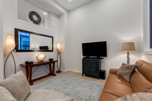 605-474 Seton Circle Se, Calgary, AB - Indoor