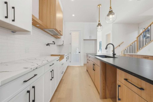 2412 29 Avenue Sw, Calgary, AB - Indoor Photo Showing Kitchen With Upgraded Kitchen