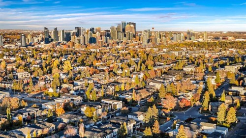 2412 29 Avenue Sw, Calgary, AB - Outdoor With View