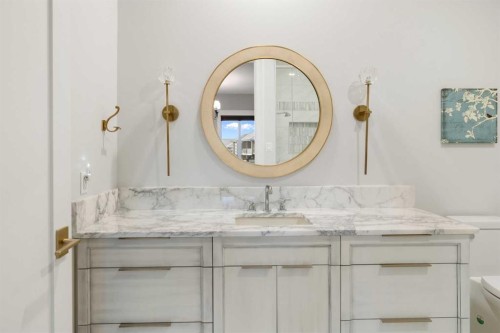 30 Dunes Drive, Desert Blume, AB - Indoor Photo Showing Bathroom