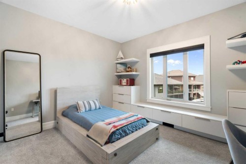 30 Dunes Drive, Desert Blume, AB - Indoor Photo Showing Bedroom