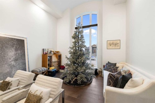 30 Dunes Drive, Desert Blume, AB - Indoor Photo Showing Living Room