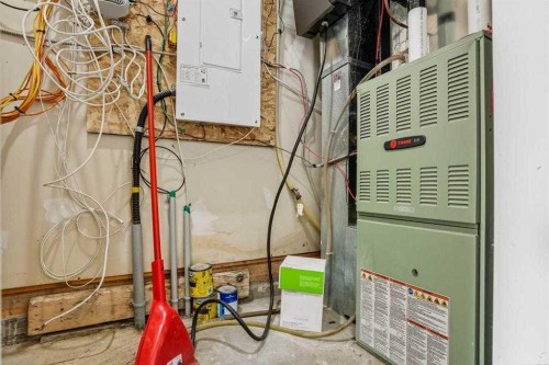 22 Nolan Hill Gate Nw, Calgary, AB - Indoor Photo Showing Basement