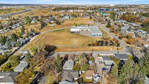 1036 17 Street Ne, Calgary, AB - Outdoor With View
