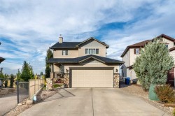 35 Cimarron Park Green  Okotoks, AB T1S 1K1